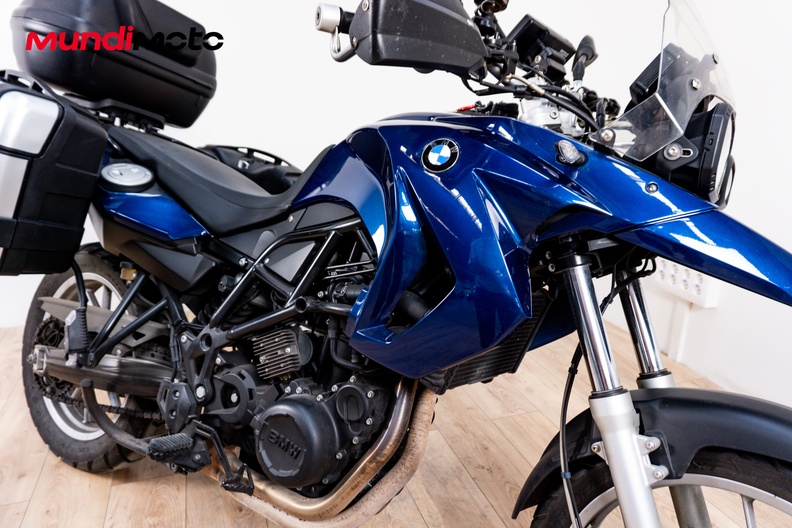 Motorbike image 4