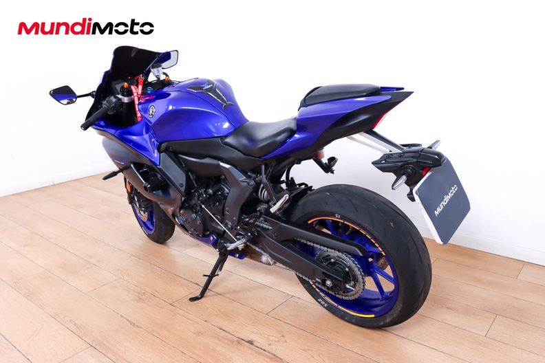 Motorbike image 6