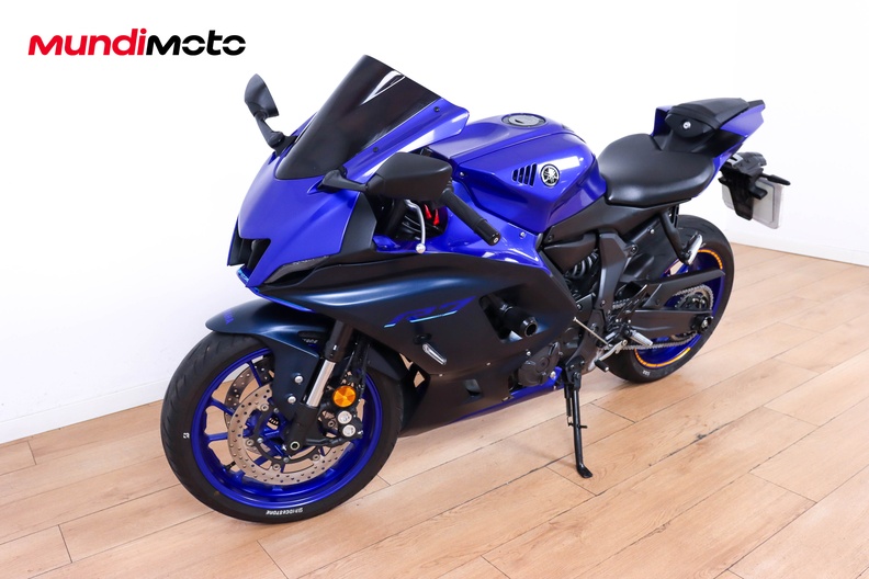 Motorbike image 7