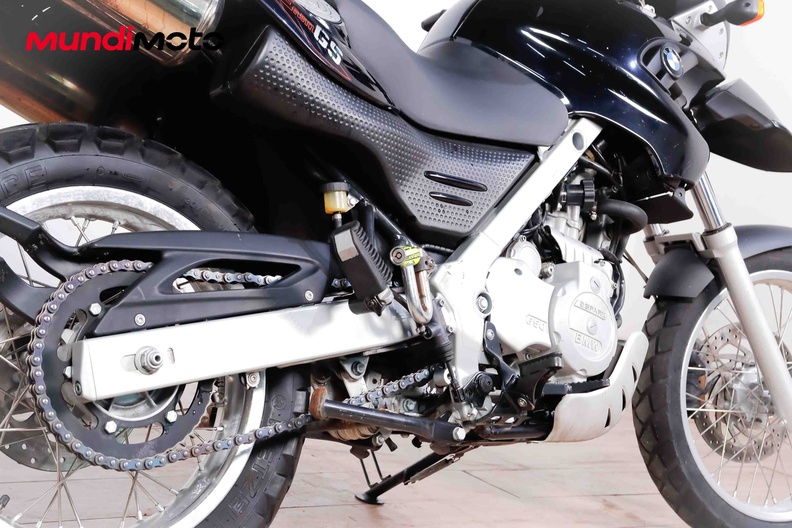 Motorbike image 3