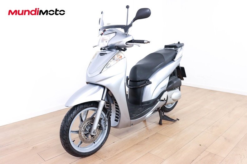 Motorbike image 6