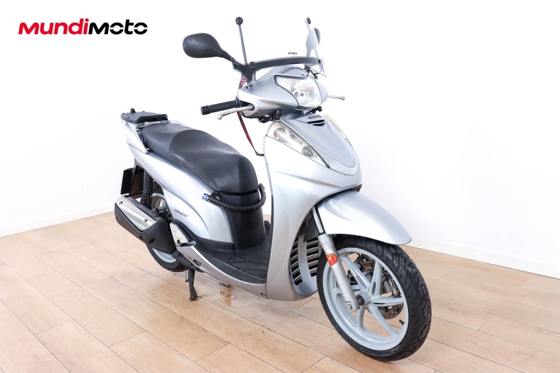 Motorbike image 1