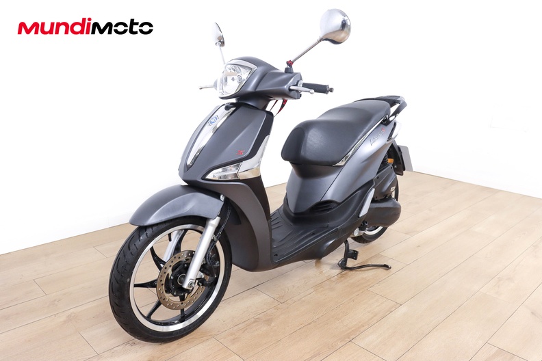 Motorbike image 7