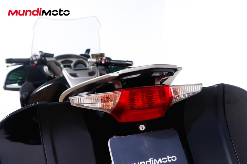 Motorbike image 9