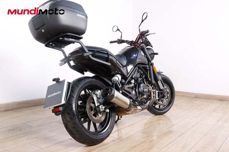 Motorbike image 2