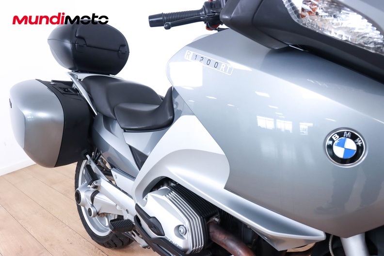 Motorbike image 12