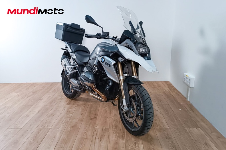 Motorbike image 1