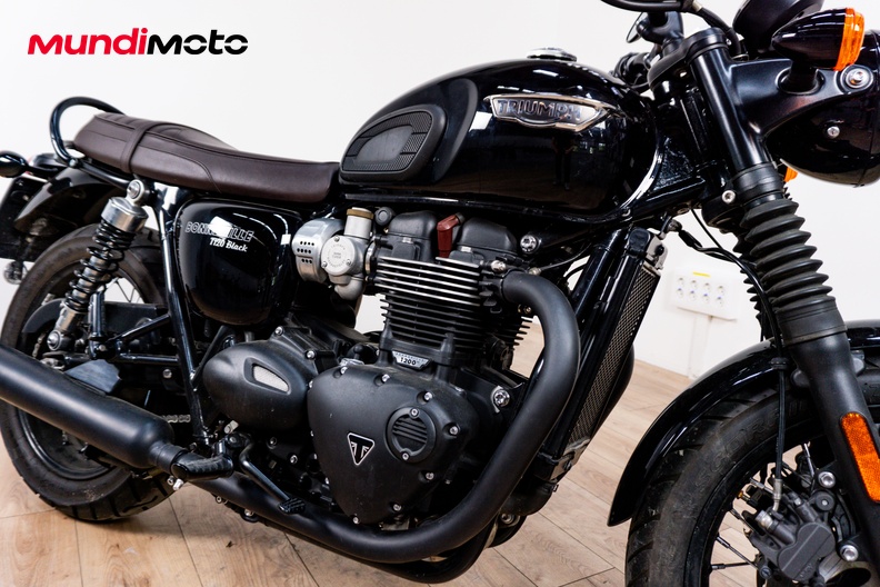 Motorbike image 4