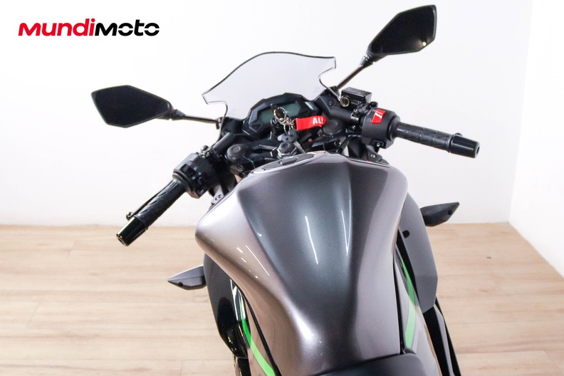 Motorbike image 10