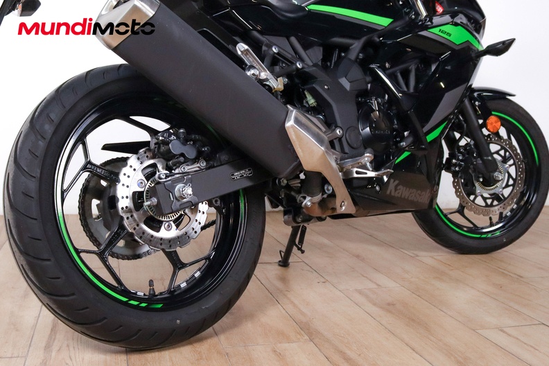 Motorbike image 3