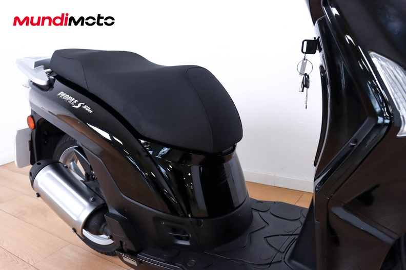Motorbike image 13