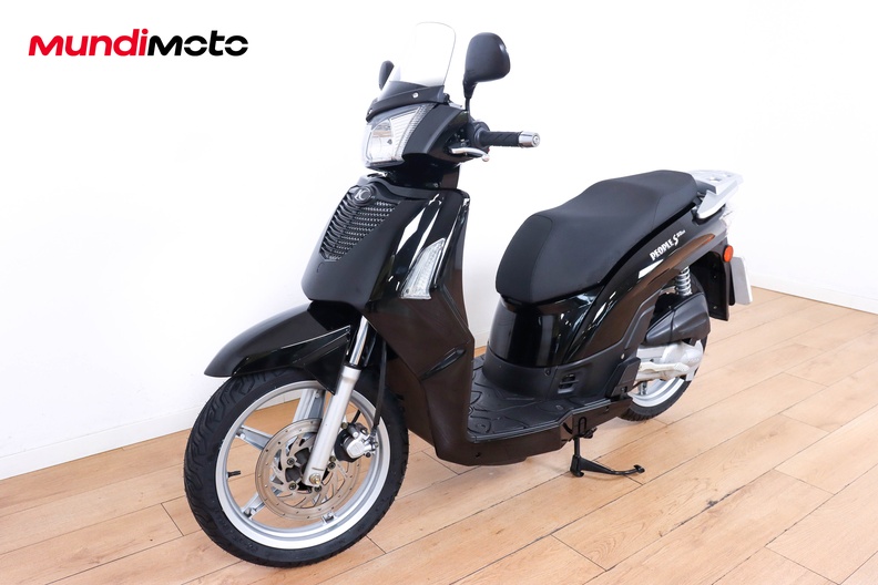 Motorbike image 7