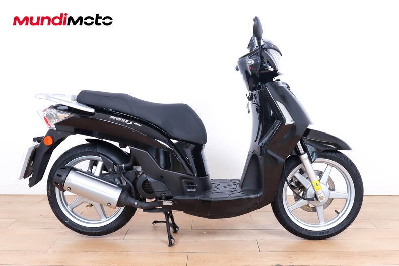Motorbike image 0
