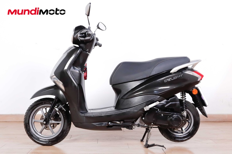 Motorbike image 5