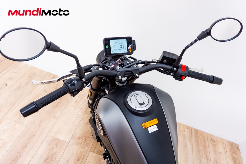 Motorbike image 10
