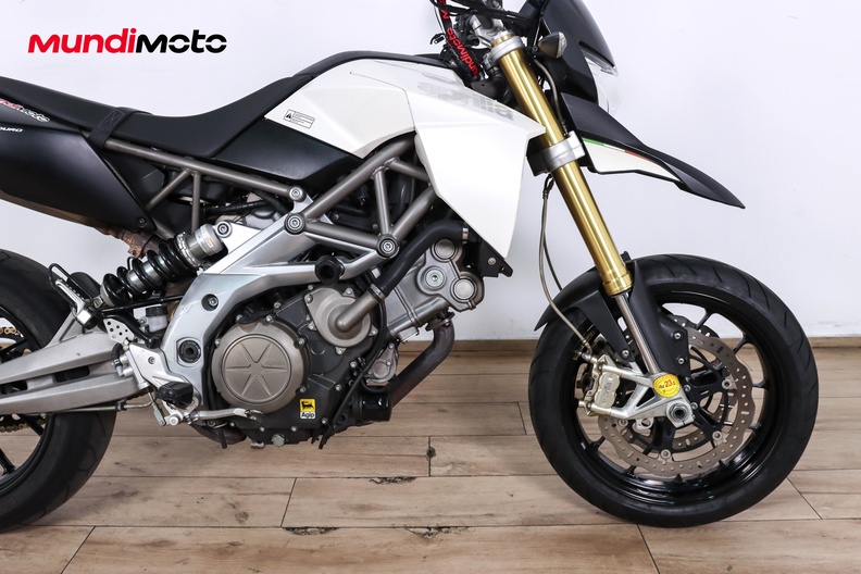 Motorbike image 13