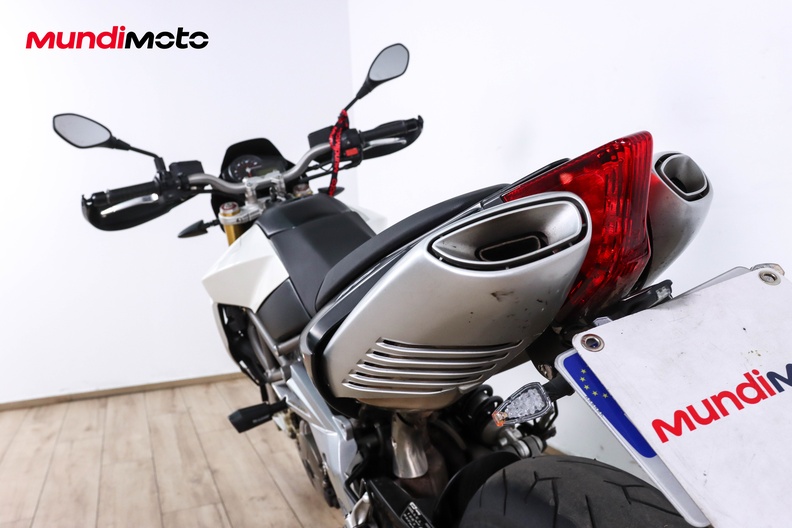 Motorbike image 8