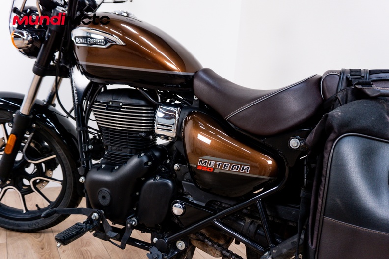 Motorbike image 8