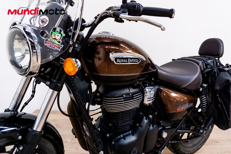 Motorbike image 9