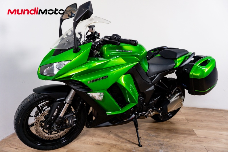 Motorbike image 6