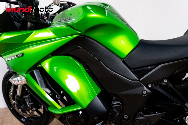 Motorbike image 8