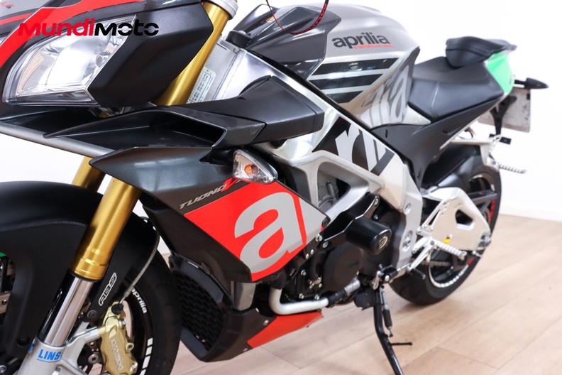 Motorbike image 9