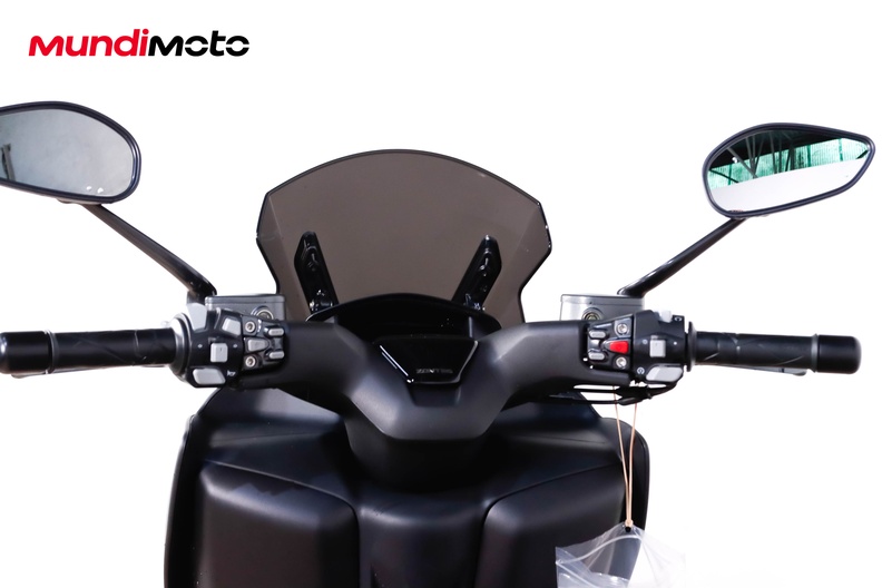 Motorbike image 10