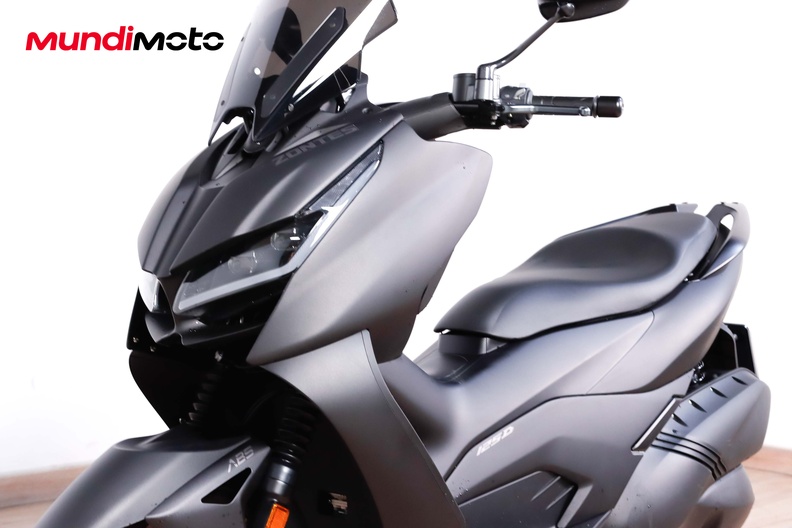 Motorbike image 8