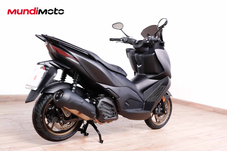 Motorbike image 2
