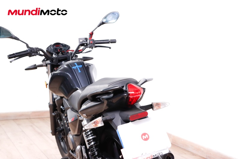Motorbike image 9