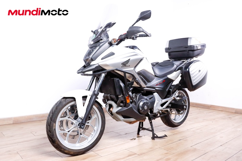 Motorbike image 6