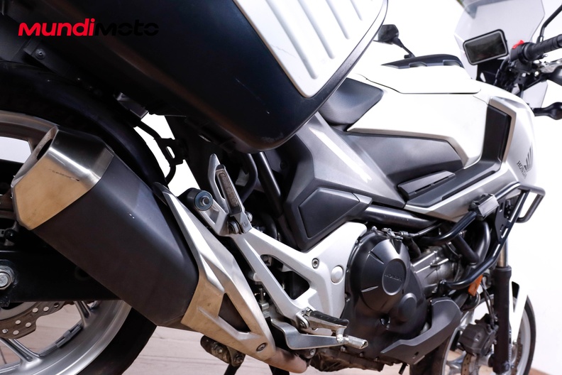 Motorbike image 3