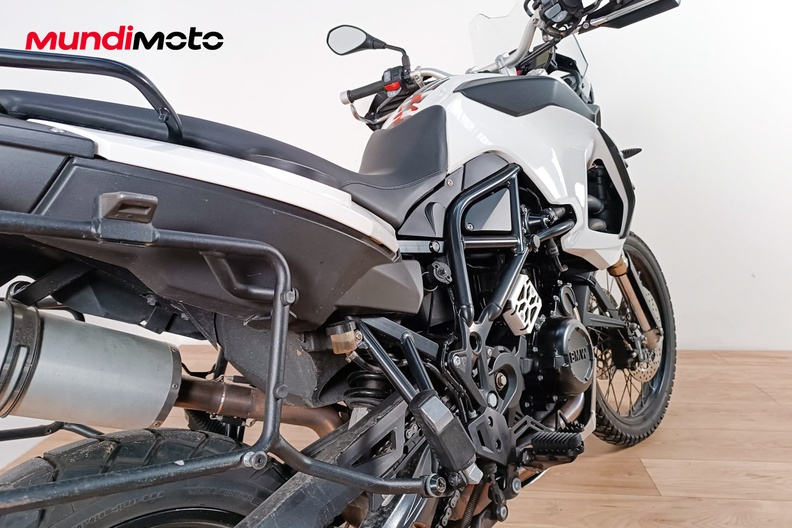 Motorbike image 3