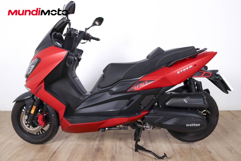 Motorbike image 5