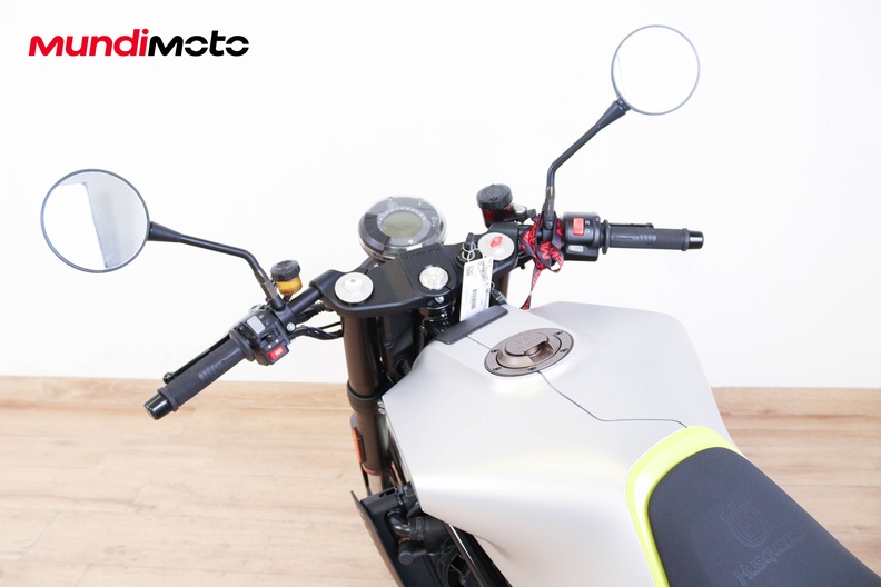 Motorbike image 10
