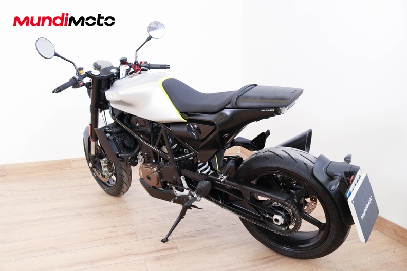 Motorbike image 7