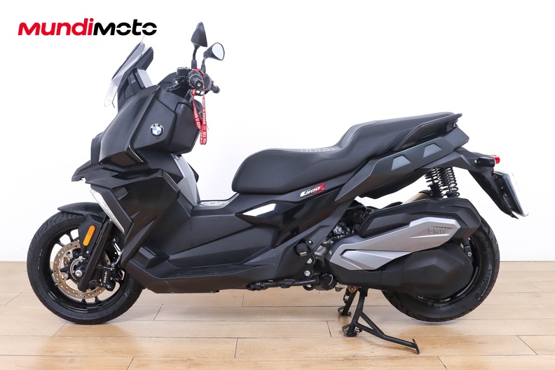 Motorbike image 5