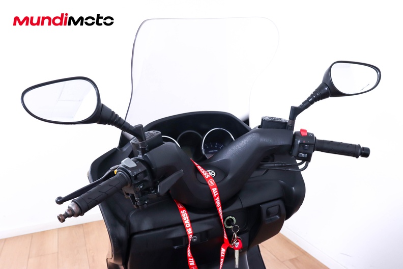 Motorbike image 10