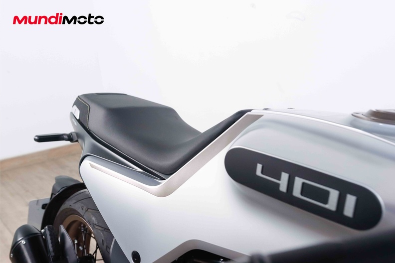 Motorbike image 12