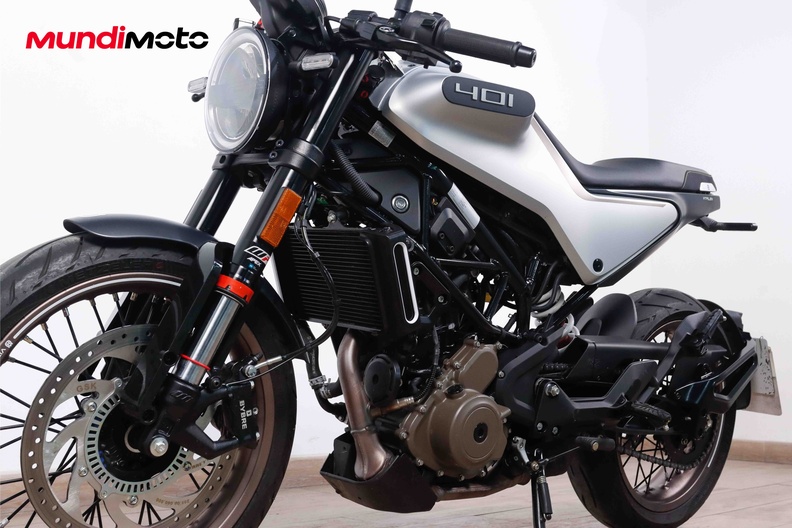 Motorbike image 9
