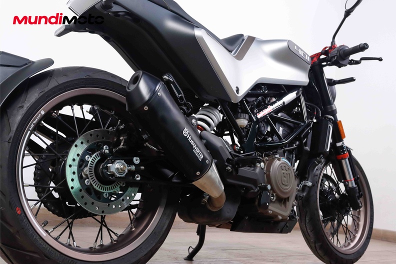 Motorbike image 3