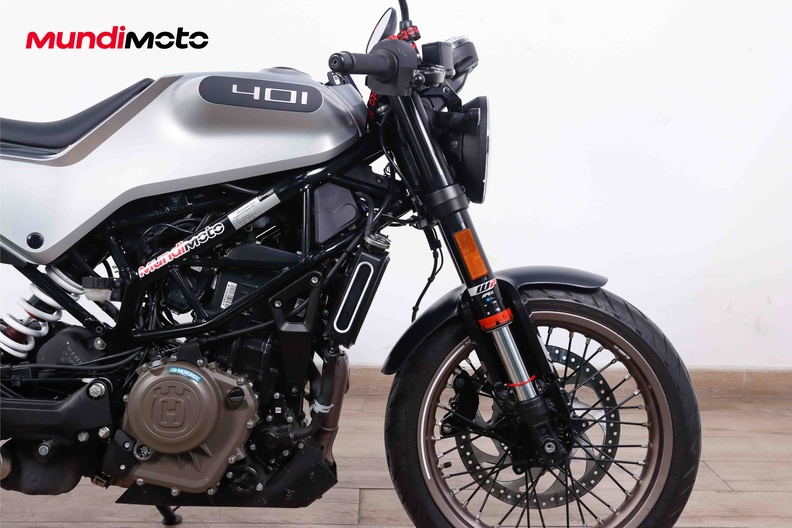 Motorbike image 4