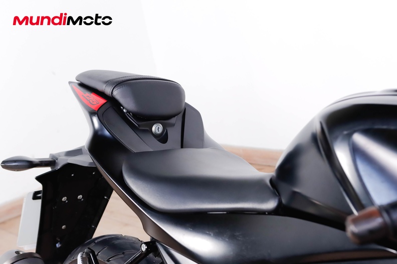 Motorbike image 13