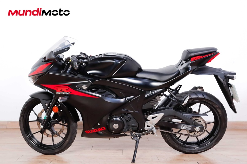 Motorbike image 5