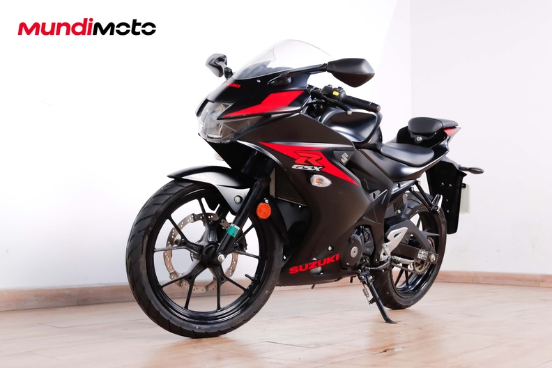 Motorbike image 7