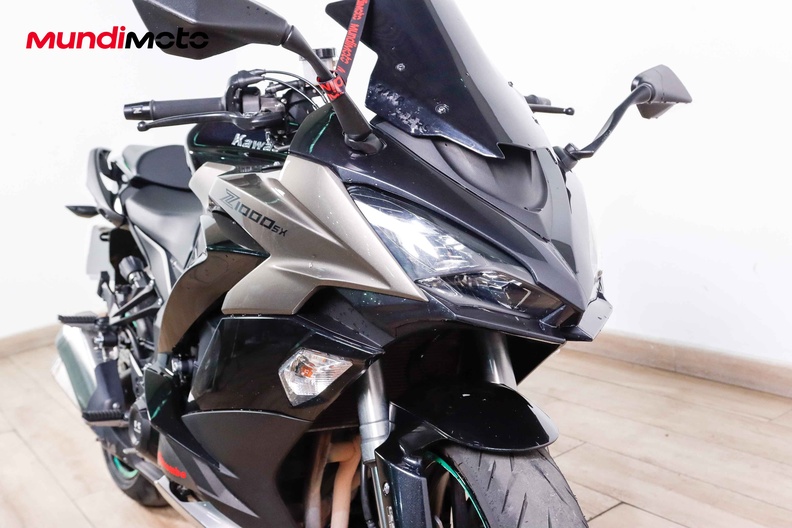Motorbike image 4