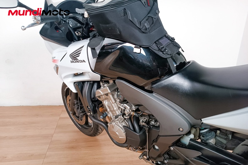 Motorbike image 8
