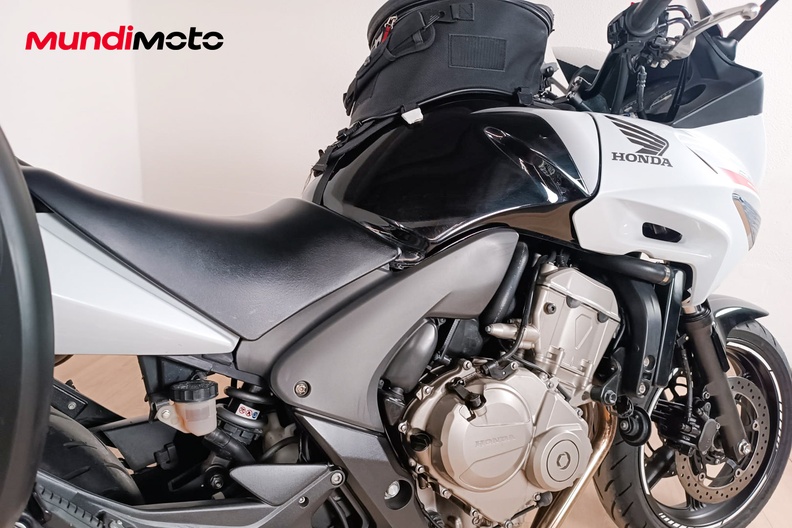 Motorbike image 3