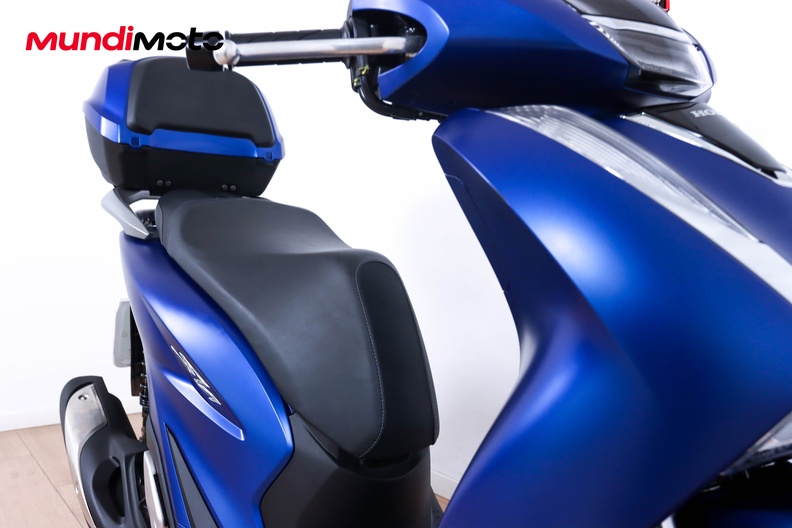Motorbike image 12