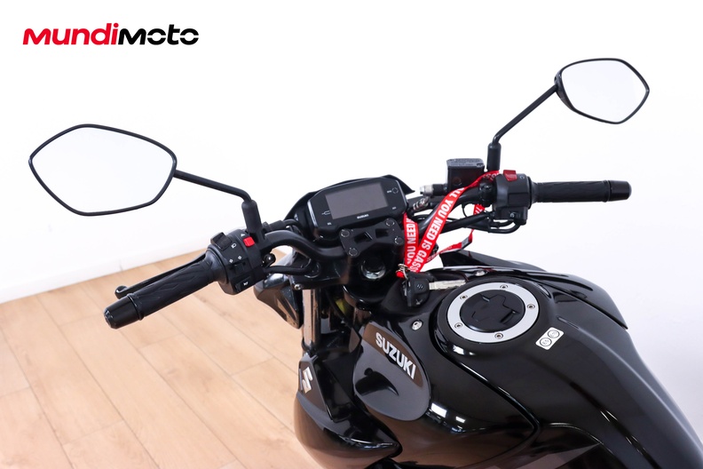 Motorbike image 10